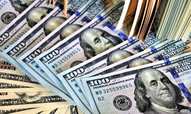 Dollar AS Terpuruk Ke Level Terendah Selama 4 Tahun