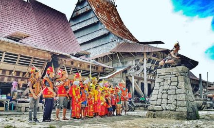 Lompat Batu Nias: Tradisi Penuh Adrenalin Dari Sumatera Utara