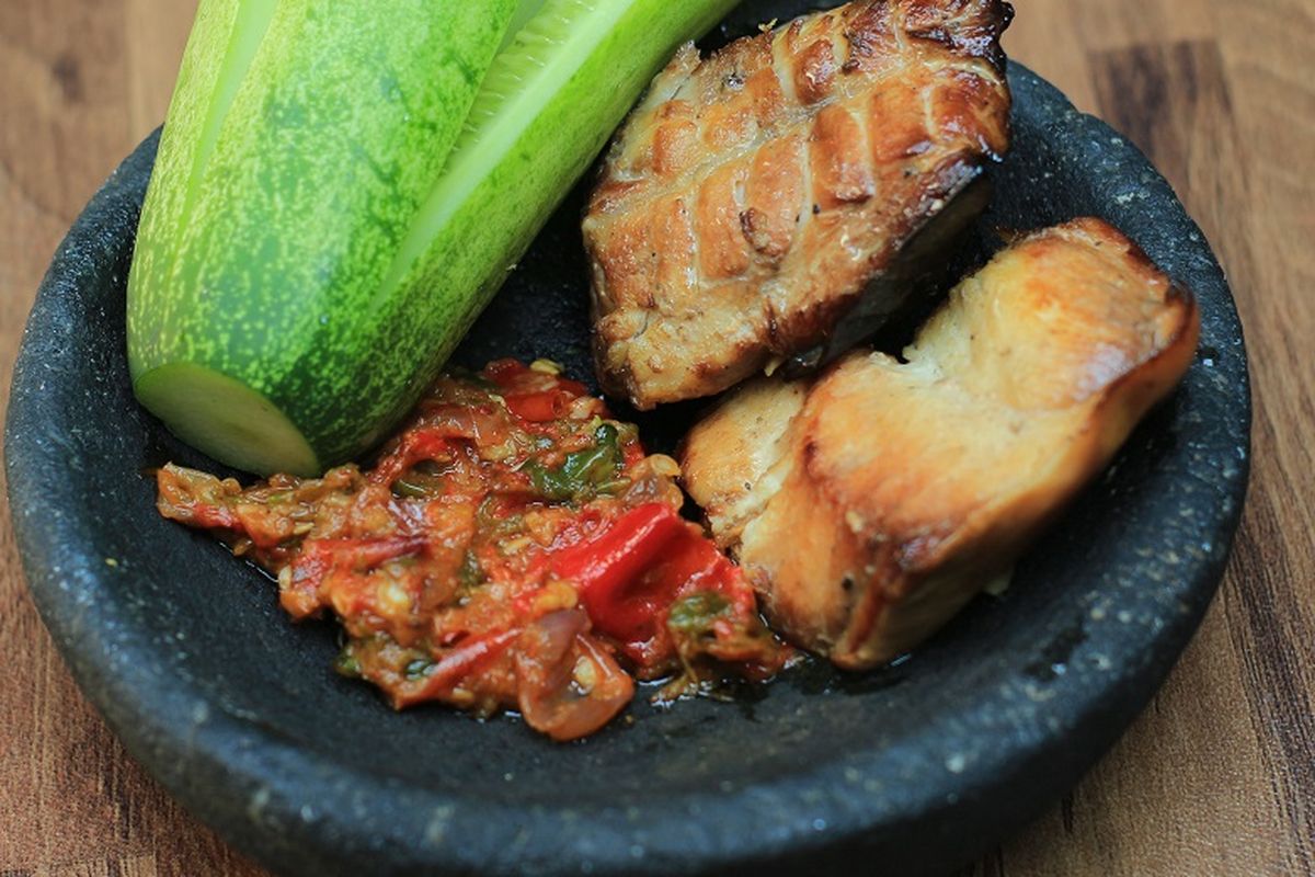 Rahasia Nikmat Sambal Pecak Untuk Teman Lauk Bakar