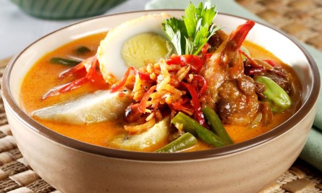 Mengenal Lontong Medan, Kuliner Pagi Yang Kaya Rempah