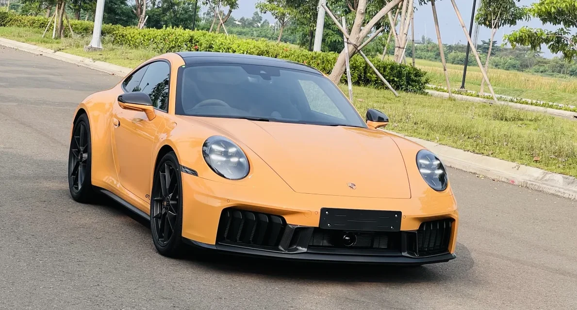 Ikon Mobil Sport Porsche Dengan Performa Dan Desain Memikat