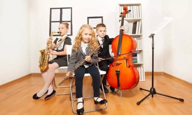 Kursus Musik: Mengembangkan Kemampuan Bermain Alat Musik