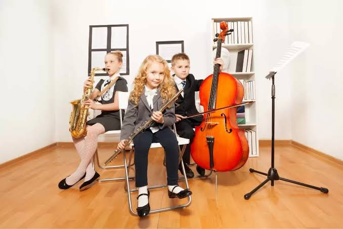 Kursus Musik: Mengembangkan Kemampuan Bermain Alat Musik