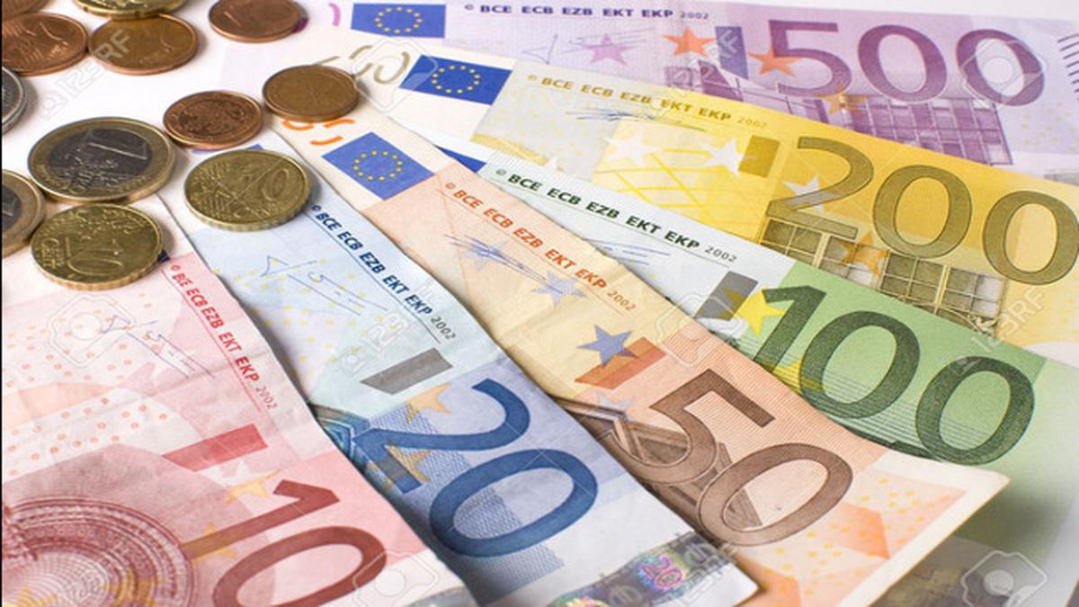 Pergerakan Nilai Tukar Euro Dan Pengaruhnya Terhadap Ekonomi